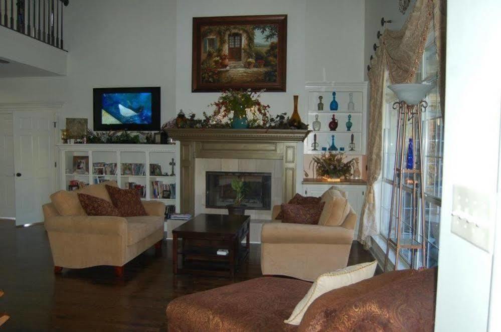 Tux Creek Inn Biloxi Ngoại thất bức ảnh